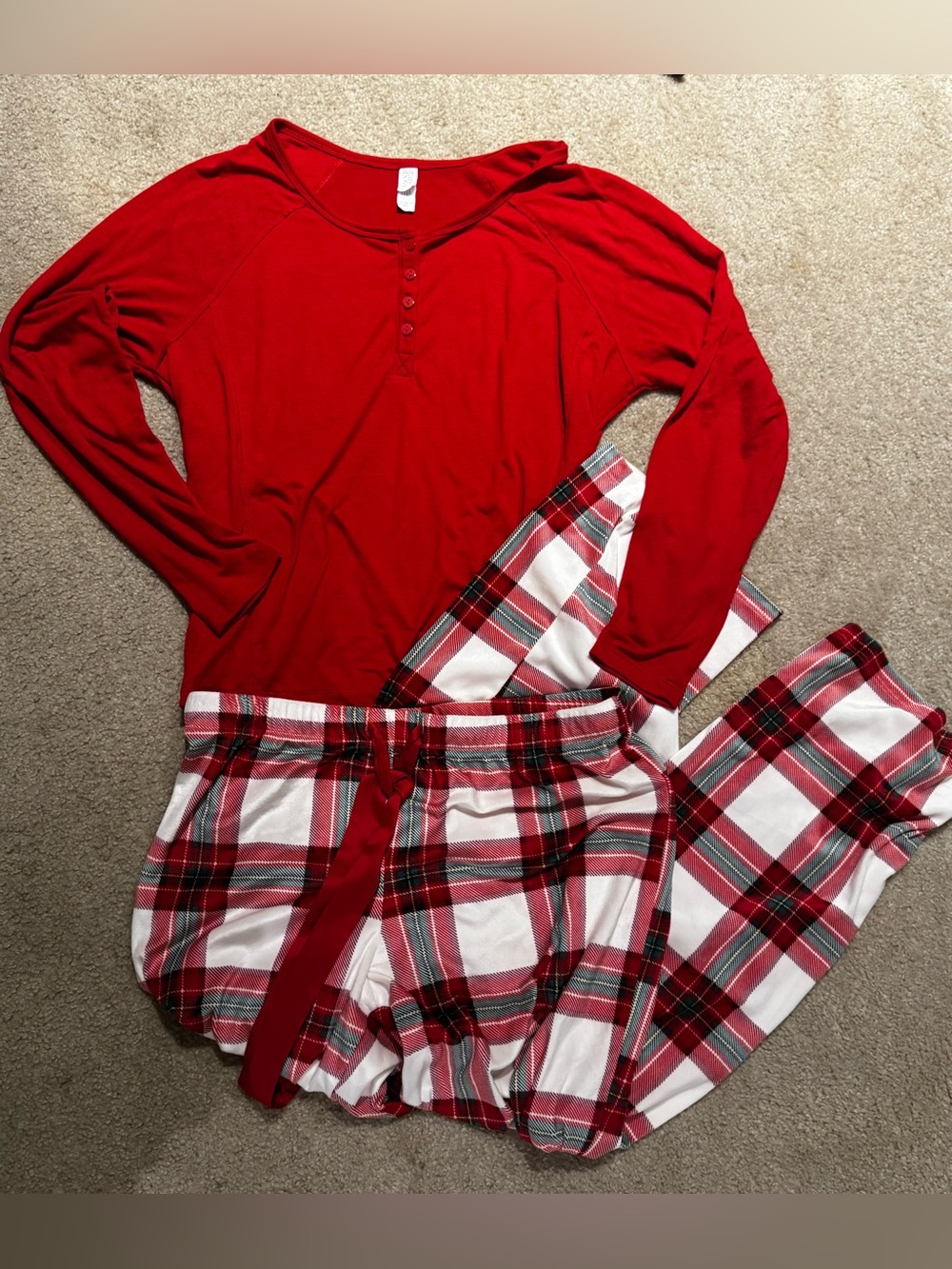Stars Above - Pajama Lounge Sleep Set - Red Top & Plaid Red Bottoms - Sz. L